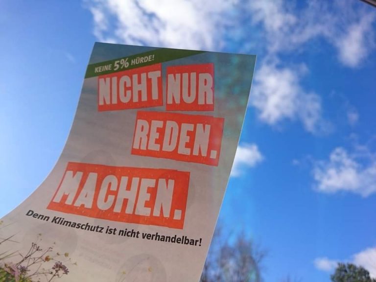 Plakat "Nicht nur Reden. Machen."